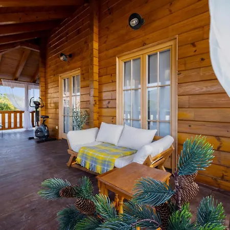 3 Bedroom Lovely In Kod Sibenika * Dubrava (Sibenik-Knin)