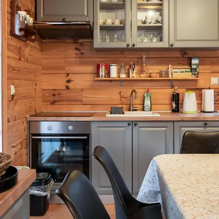 3 Bedroom Lovely In Kod Sibenika Casa vacanze Dubrava (Sibenik-Knin)