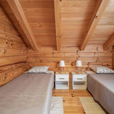 3 Bedroom Lovely In Kod Sibenika Casa vacanze *
